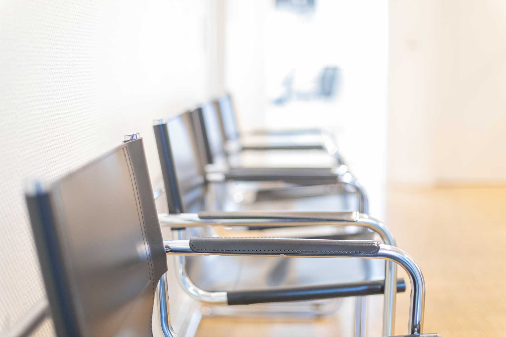 Detail: Wartebereich im Flur