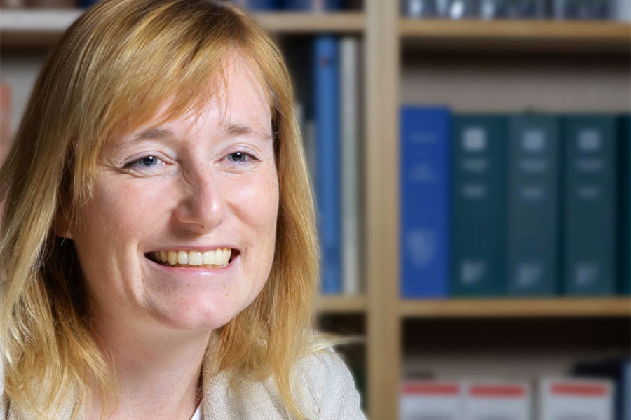 Rechtsanwältin und Notarin Sabrina Deiseroth